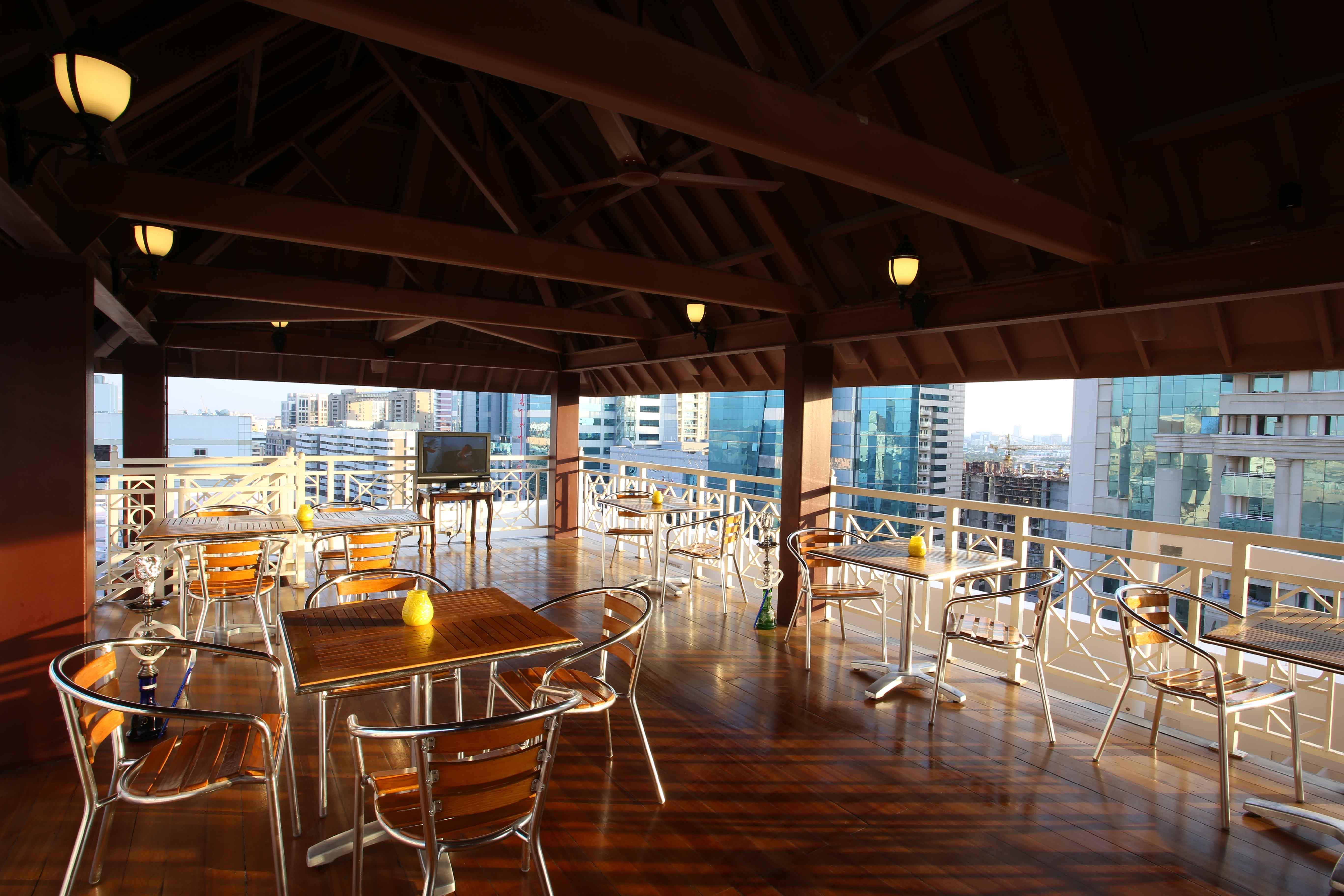 Knight Castle Hotel Dubai Exterior photo The 360° Sky Bar