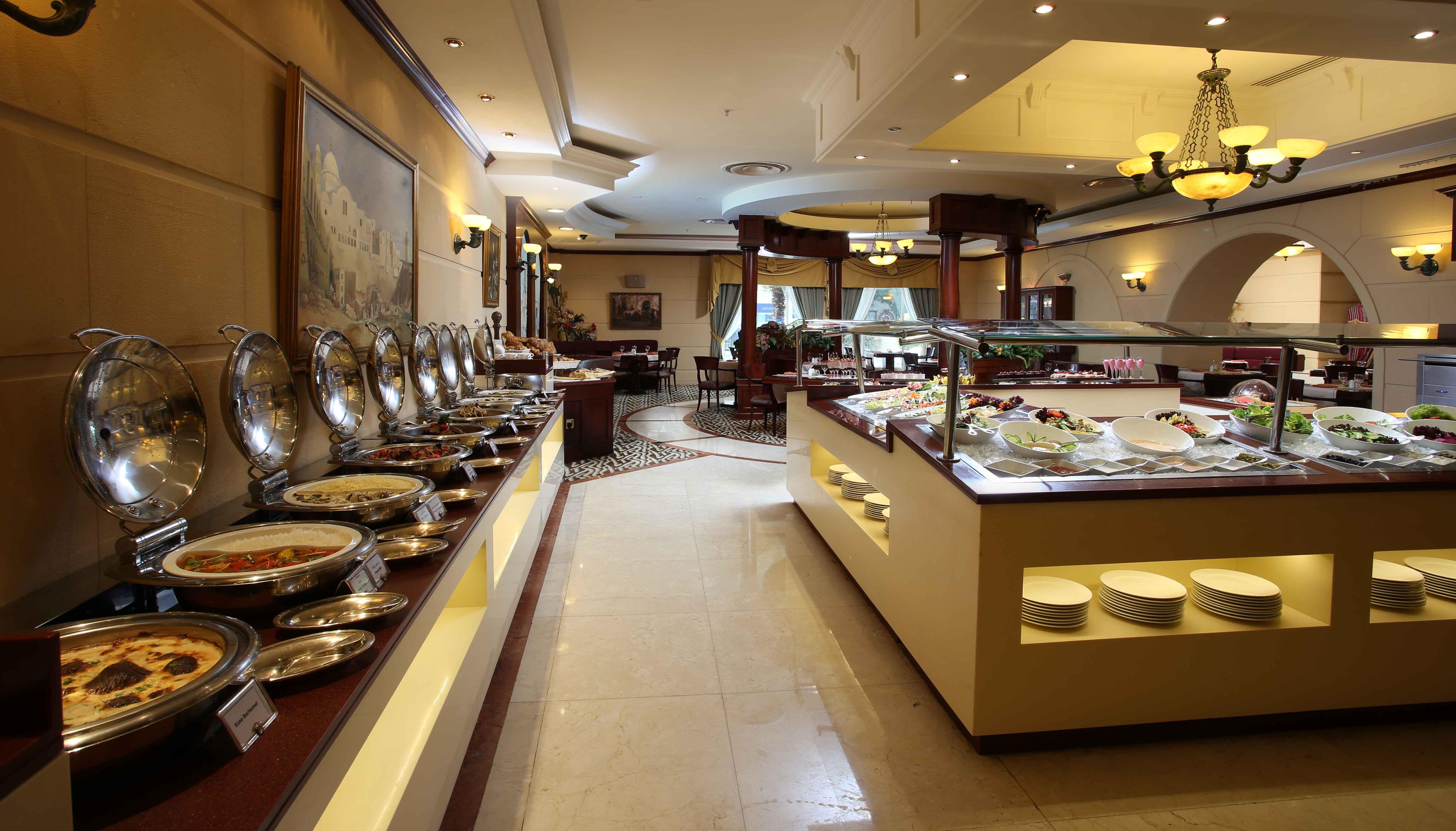 Knight Castle Hotel Dubai Exterior photo The buffet at the hotel