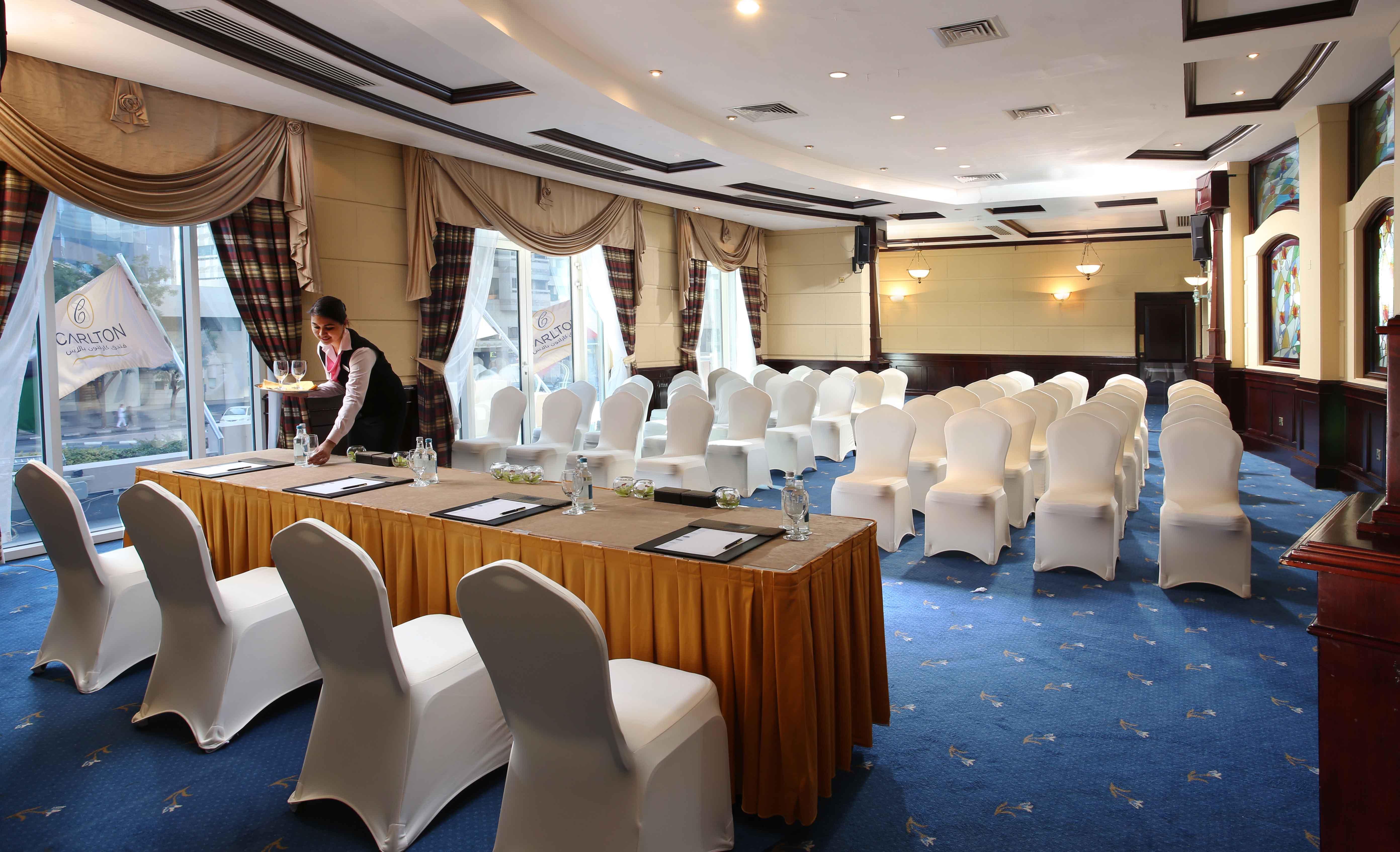 Knight Castle Hotel Dubai Exterior photo Meeting room