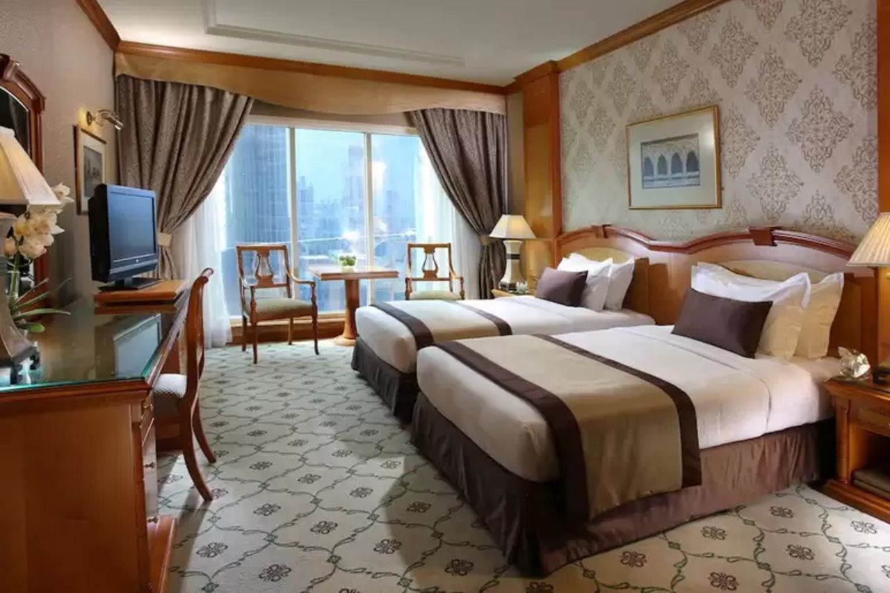Knight Castle Hotel Dubai Exterior photo A room at the hotel